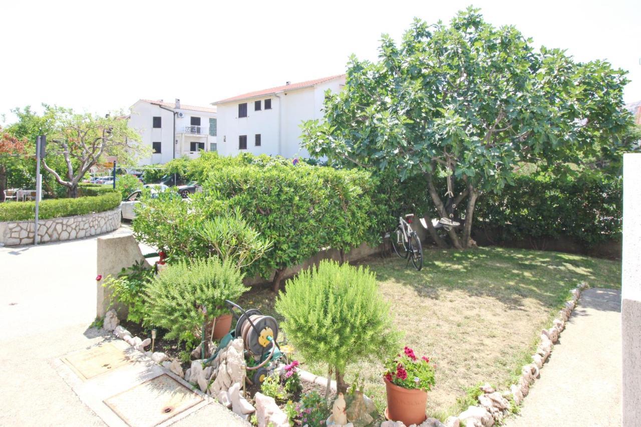 Apartments Mohar II Baška Esterno foto