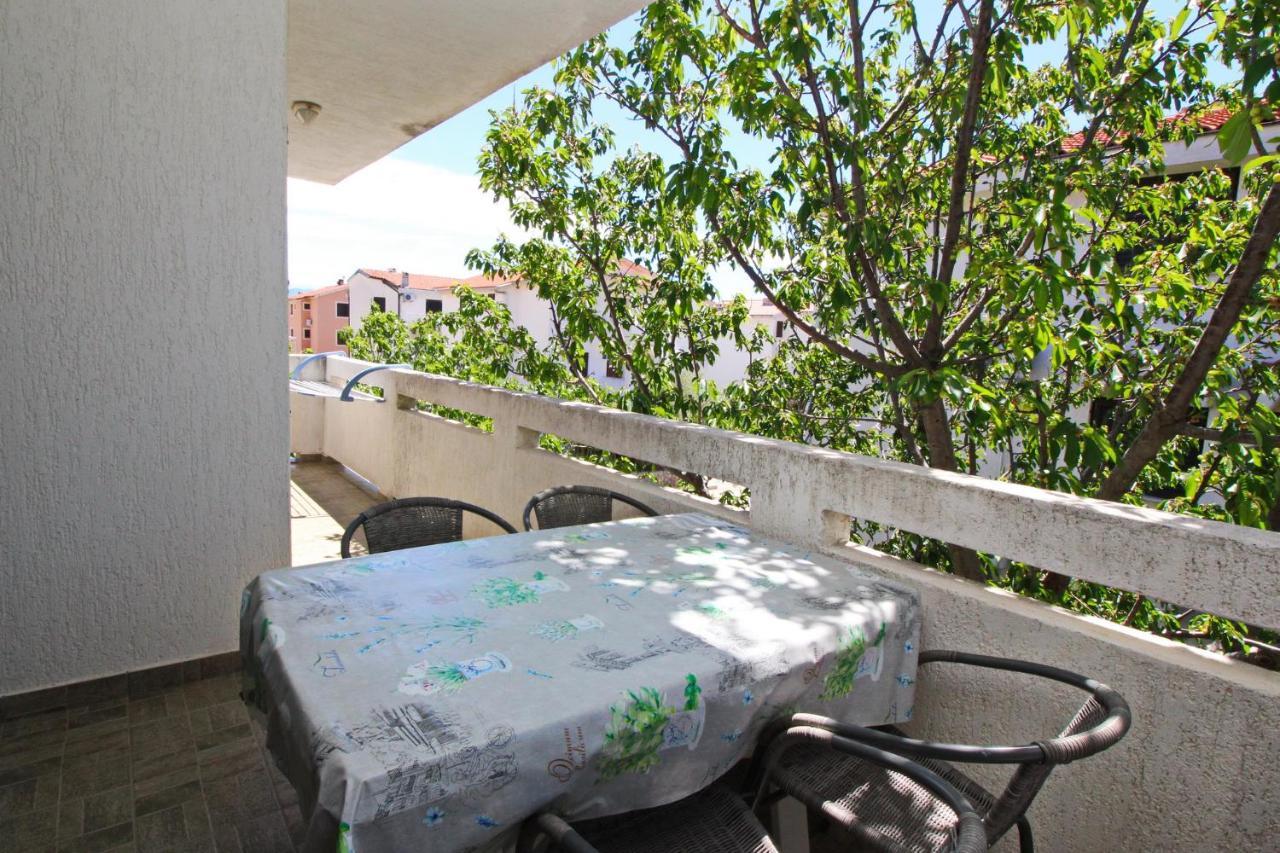 Apartments Mohar II Baška Esterno foto