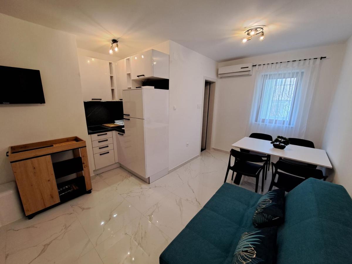 Apartments Mohar II Baška Esterno foto